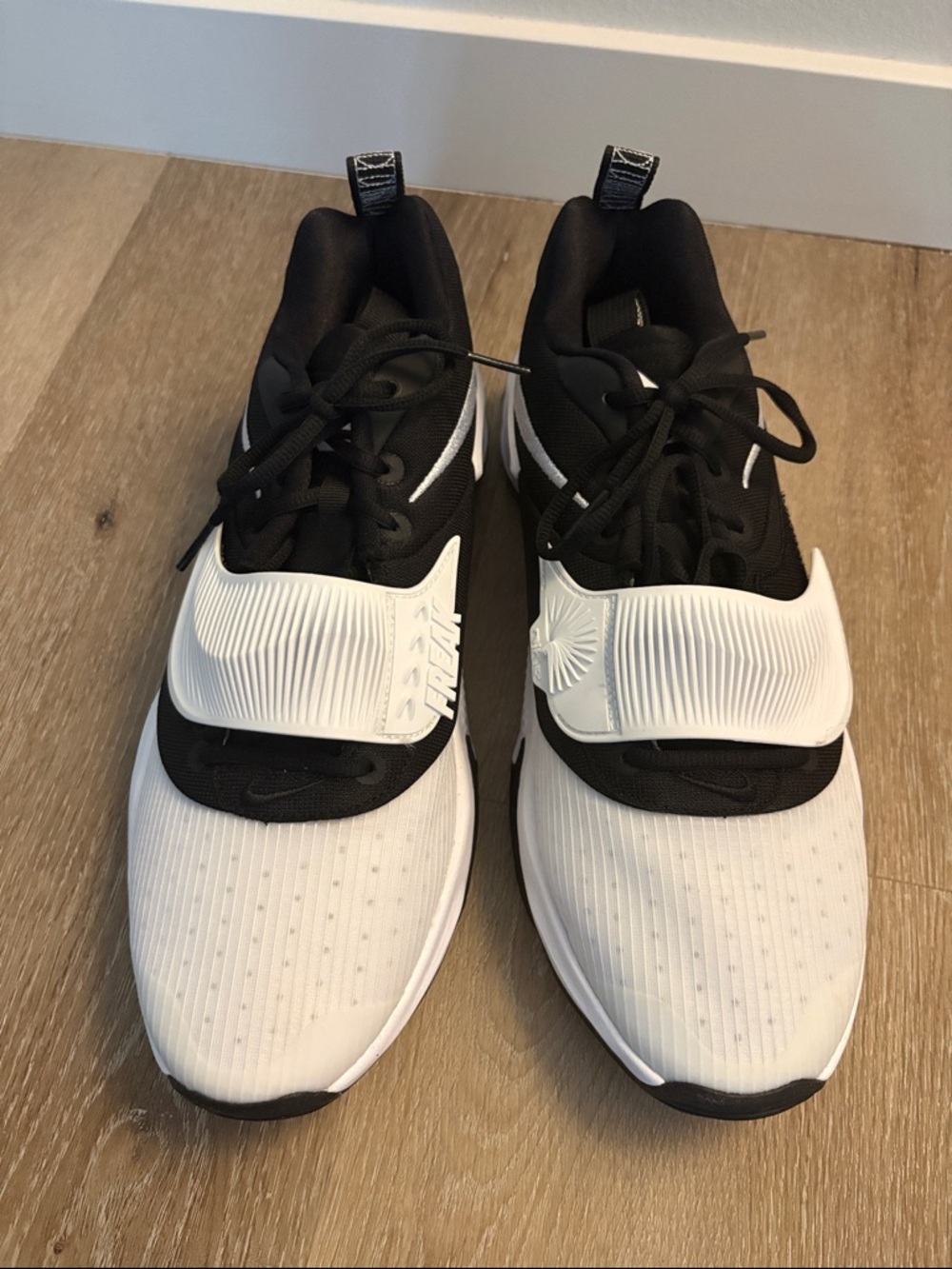 NEW [Nike] Zoom Freak 3 Black/White Athletic Basketball Shoes Sneakers Mens 12 - Picture 8 of 14